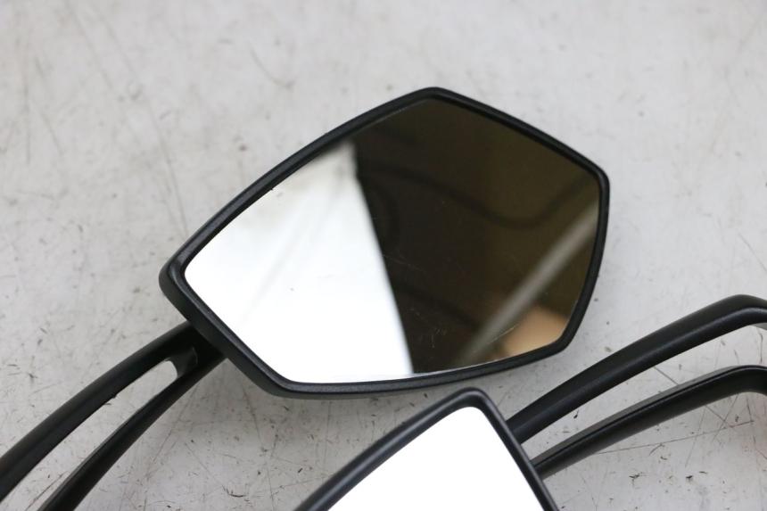 photo de SPECCHI KAWASAKI ZR 7 750 (1999 - 2001) - Dettaglio del componente