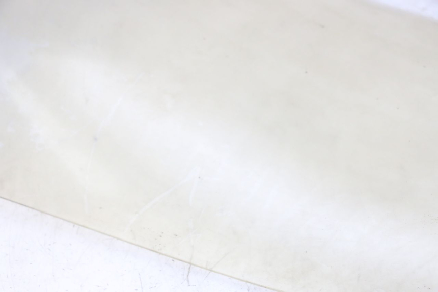 photo de PARABREZZA SUZUKI BURGMAN 125 (2007 - 2014)