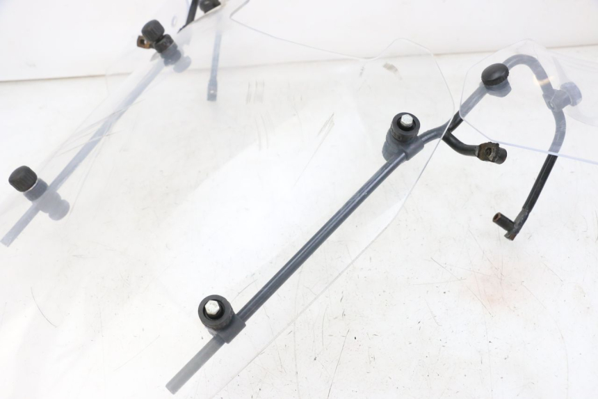 photo de PARABREZZA PEUGEOT E-VIVACITY 1 (2012 - 2018)