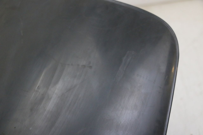 photo de PARE BRISE PEUGEOT ELYSTAR 50 (2002 - 2014)