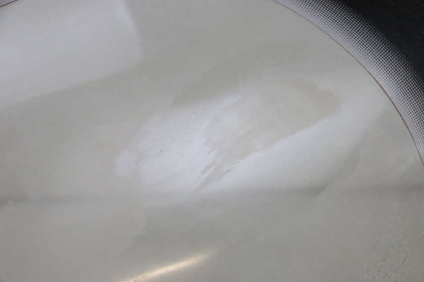 photo de PARABREZZA SYM GTS EVO 125 (2009 - 2013) - Stato della superficie e materiale