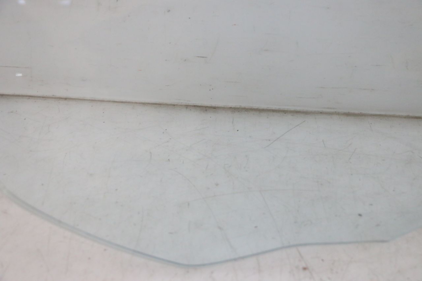 photo de PARABREZZA PIAGGIO MP3 125 (2006 - 2014)