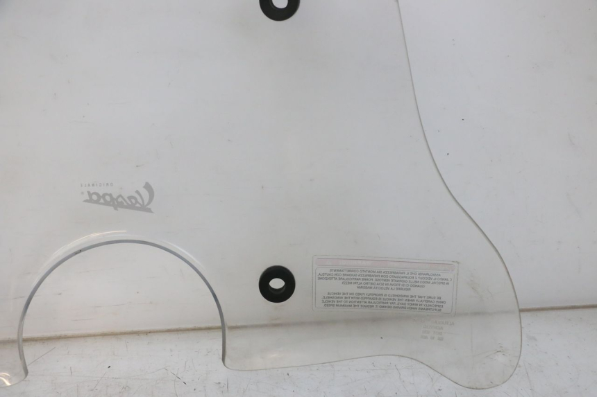 photo de PARABREZZA PIAGGIO VESPA LX IE 125 (2010 - 2012)
