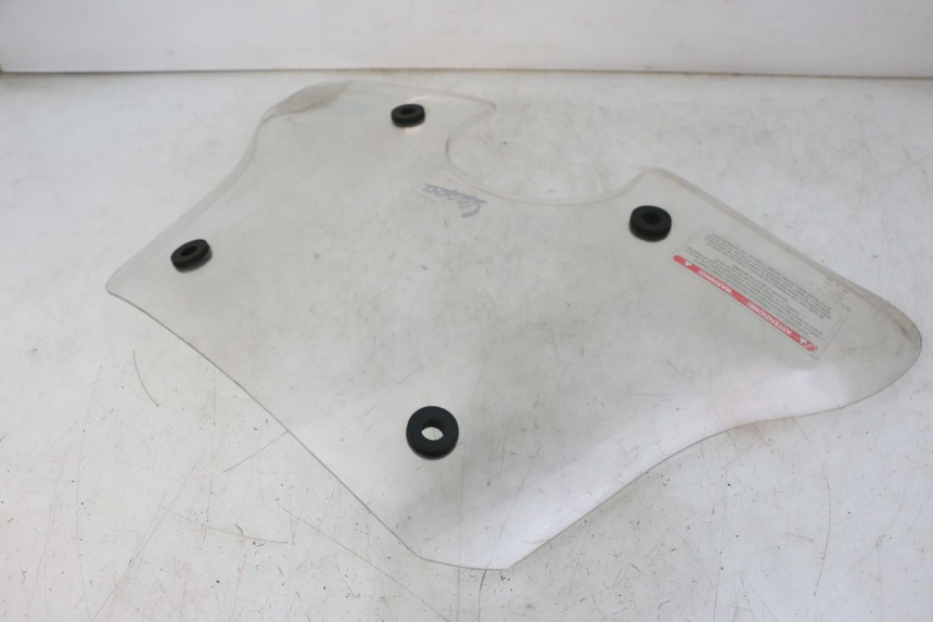 photo de PARABREZZA PIAGGIO VESPA LX IE 125 (2010 - 2012)