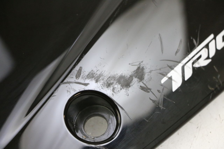 photo de PARABREZZA YAMAHA TRICITY 300 (2020 - 2024) - Stato della superficie e materiale