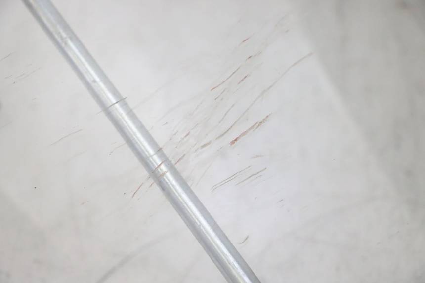 photo de PARABREZZA PIAGGIO VESPA GTS SUPER IE 125 (2009 - 2016) - Altra vista dell'articolo