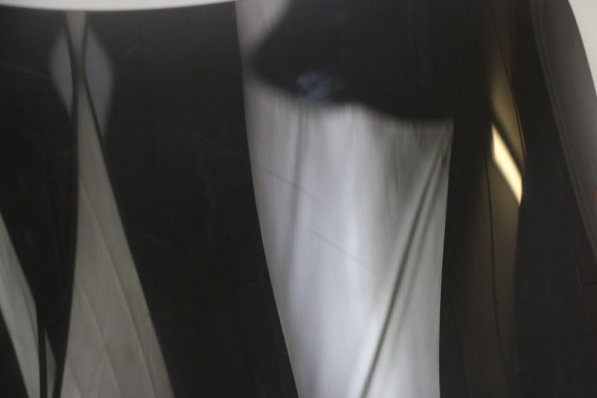 photo de PARABREZZA YAMAHA XMAX X-MAX 125 (2006 - 2009) - Zoom sui componenti