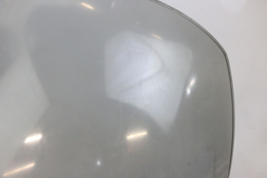 photo de PARE BRISE PIAGGIO X8 125 (2004 - 2007) - Zoom sullo stato d'uso