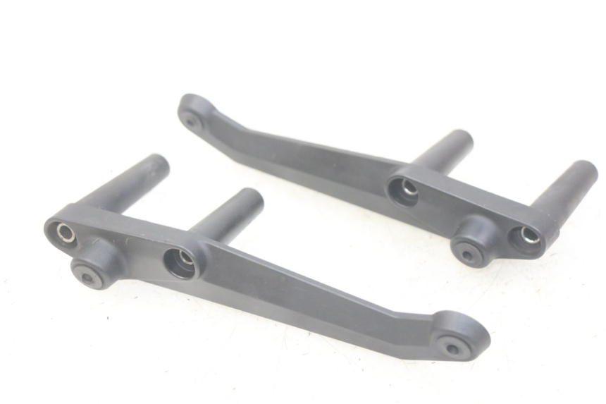 photo de PARABREZZA YAMAHA HW XENTER 125 (2011 - 2017)