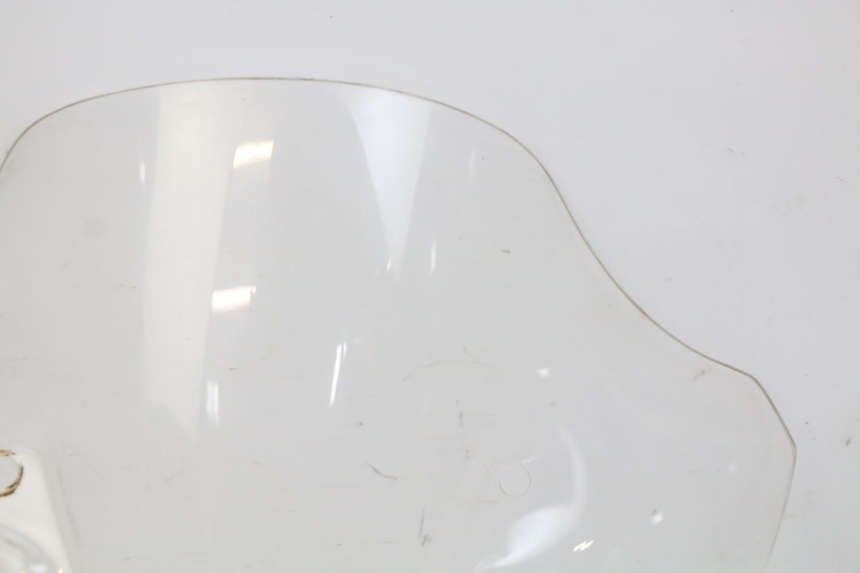 photo de PARE BRISE YAMAHA YP MAJESTY 125 (2007 - 2010)