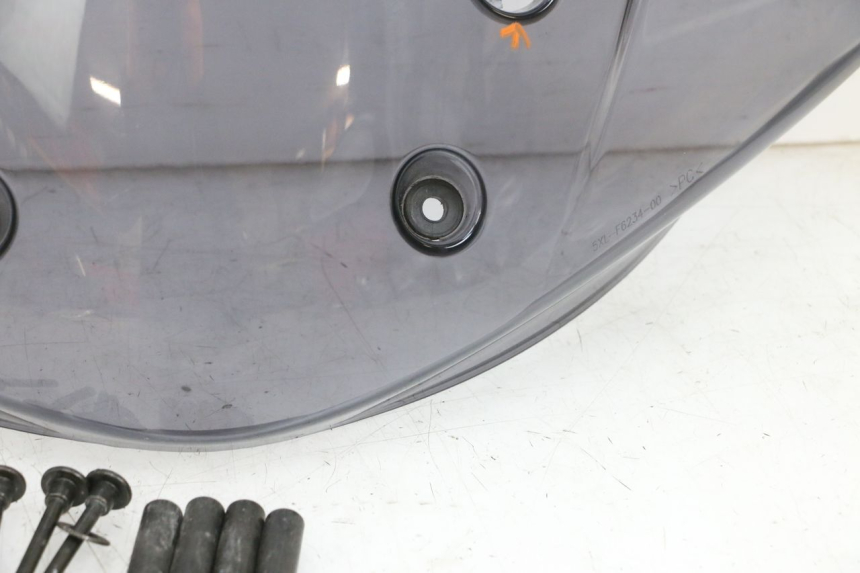 photo de PARE BRISE YAMAHA YP MAJESTY 125 (2002 - 2006) - Foto prodotto supplementare