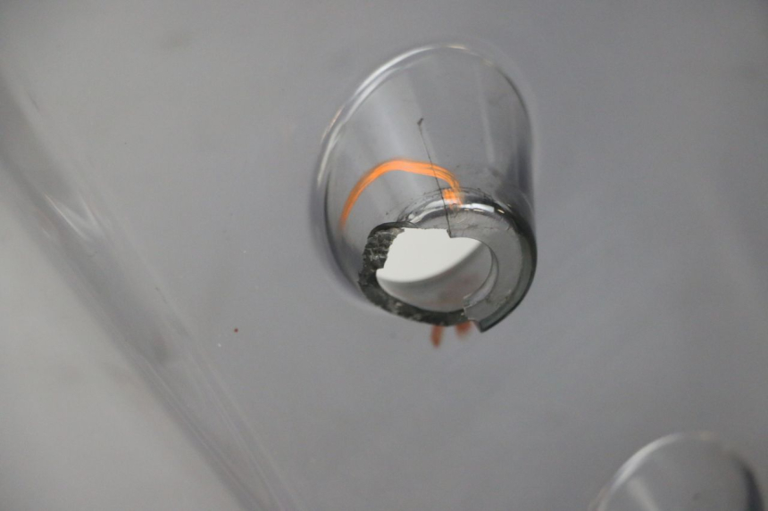 photo de PARE BRISE YAMAHA YP MAJESTY 125 (2002 - 2006) - Zoom sullo stato d'uso