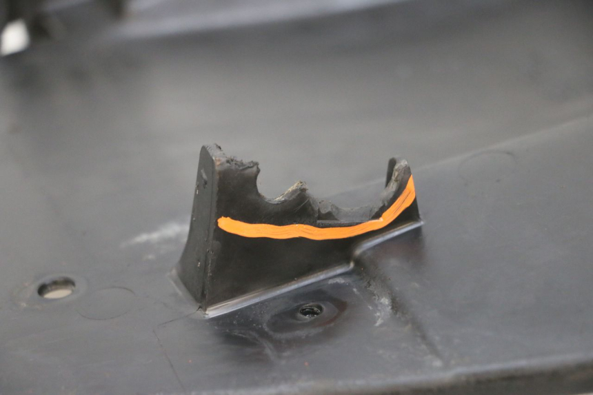 photo de PASSARUOTA POSTERIORE YAMAHA BW'S EASY 50 (2013 - 2016) - Dettagli dei punti di fissaggio