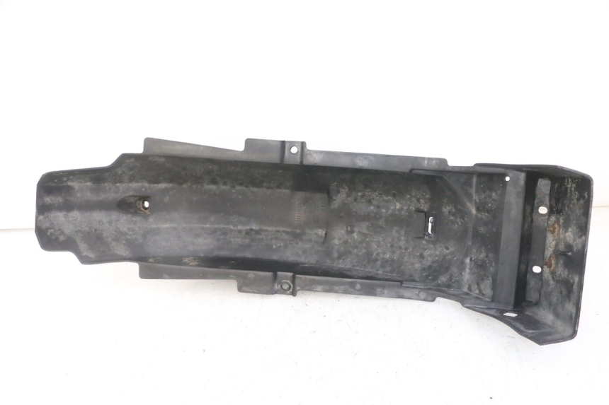 photo de PASSAGGIO RUOTA POSTERIORE SUZUKI GS GSE 500 (2001 - 2003)