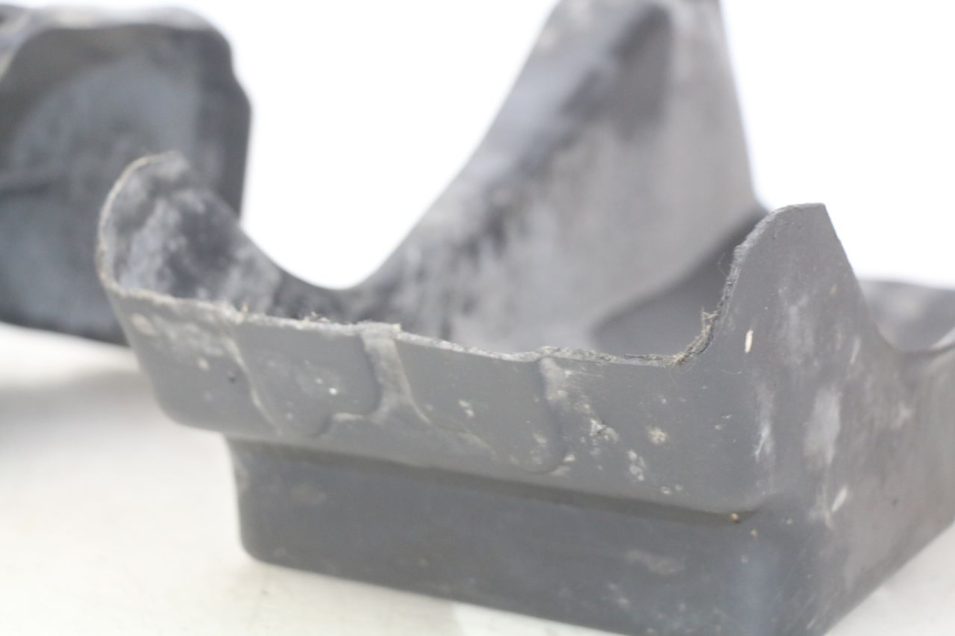 photo de PASSARUOTA POSTERIORE SUZUKI GSX-F GSX  F 1100 (1988 - 1994)