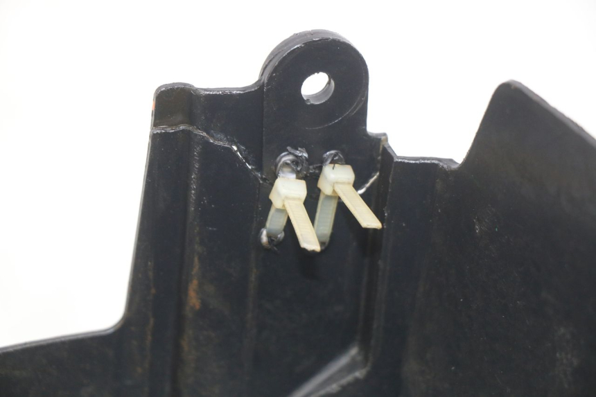 photo de PASSARUOTA POSTERIORE YAMAHA YZF R THUNDERCAT 600 (1996 - 2003)