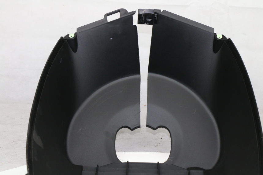 photo de SOTTOSCUDO PARASPRUZZI PEUGEOT SATELIS COMPRESSOR K15 125 (2006 - 2009)