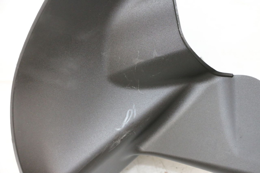 photo de SOTTOSCUDO PARASPRUZZI PIAGGIO MP3 HPE 300 (2019 - 2026) - Dettagli dei punti di fissaggio