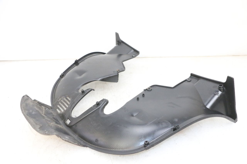 photo de SOTTOSCUDO PARASPRUZZI PIAGGIO MP3 500 (2016 - 2018) - Dettaglio del componente