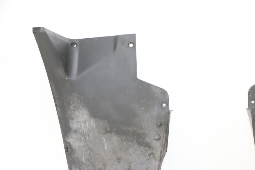 photo de SOTTOSCUDO PARASPRUZZI PIAGGIO MP3 500 (2016 - 2018) - Marcature e riferimenti originali