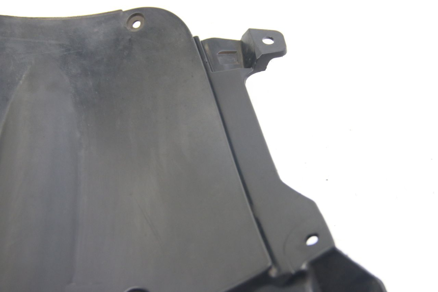 photo de PASSARUOTA ANTERIORE SUZUKI SIXTEEN 125 (2008 - 2010)