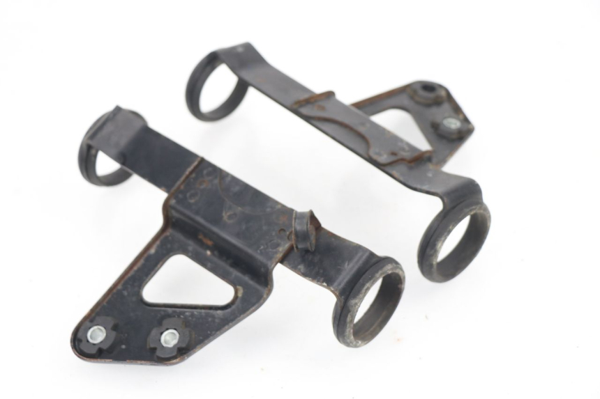 photo de SUPPORTO FARO SUZUKI DR DJEBEL 600 (1985 - 1990)