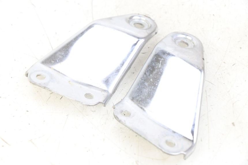 photo de SUPPORTO FARO ANTERIORE YAMAHA XJN DIVERSION 600 (2000 - 2003)