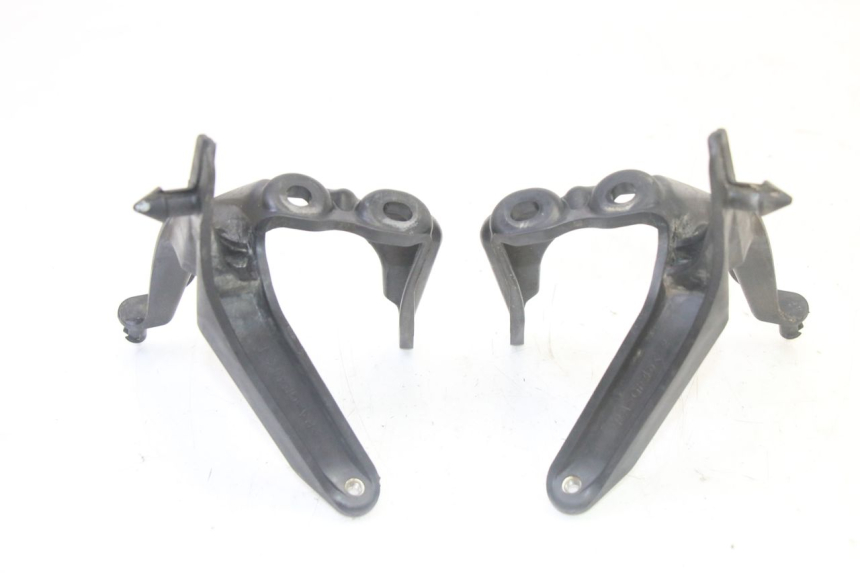 photo de SUPPORTO FARO ANTERIORE YAMAHA YFM R RAPTOR 250 (2008 - 2014)