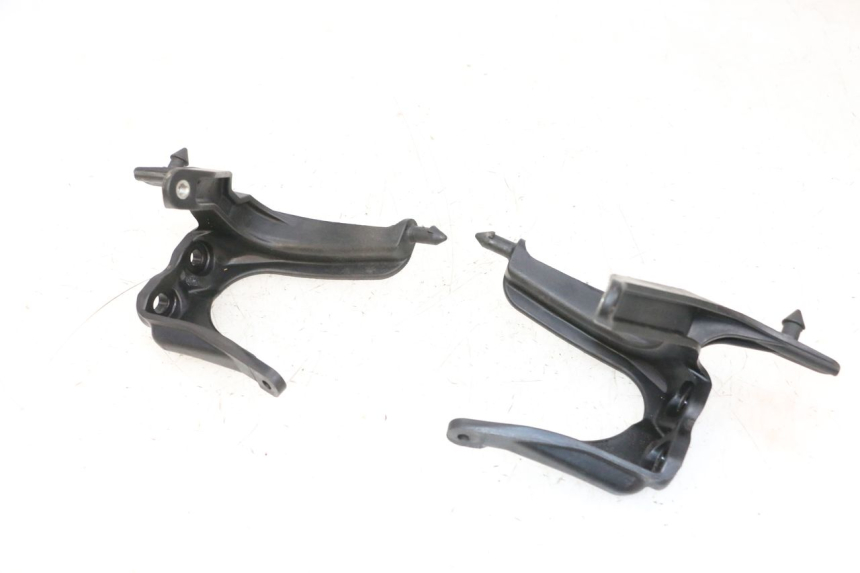 photo de SUPPORTO FARO ANTERIORE YAMAHA YFM R RAPTOR 250 (2008 - 2014) - Vista principale