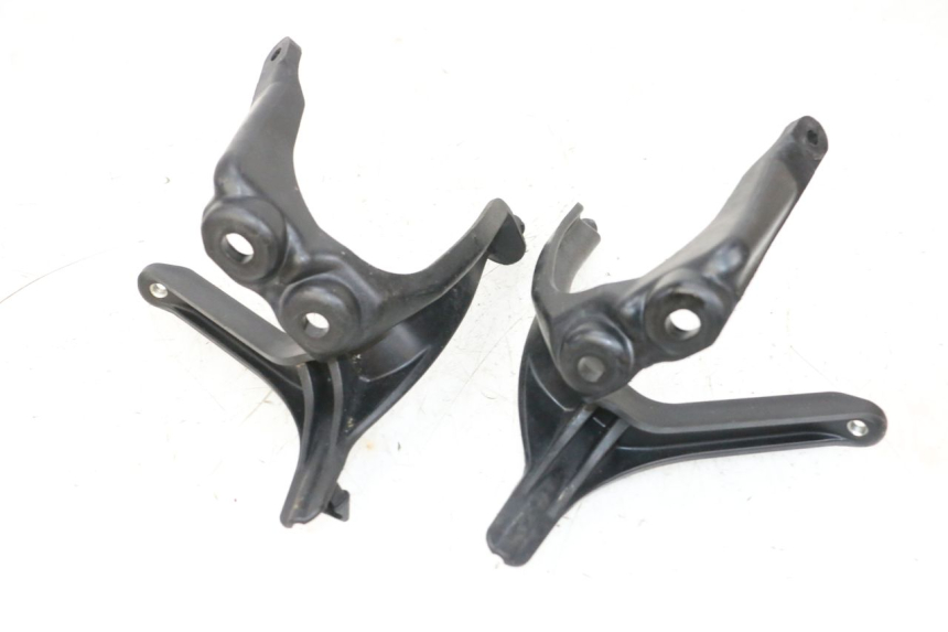 photo de SUPPORTO FARO ANTERIORE YAMAHA YFM R RAPTOR 250 (2008 - 2014) - Zoom sullo stato d'uso