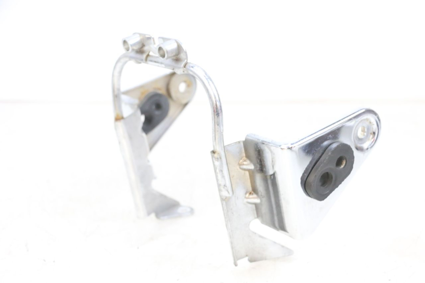 photo de SUPPORTO FARO ANTERIORE KAWASAKI ZR 7 750 (1999 - 2001) - Dettaglio del componente