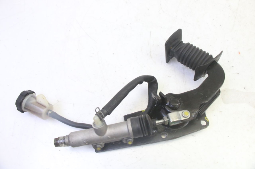 photo de PEDALE DEL FRENO PIAGGIO MP3 LT 300 (2010 - 2016)