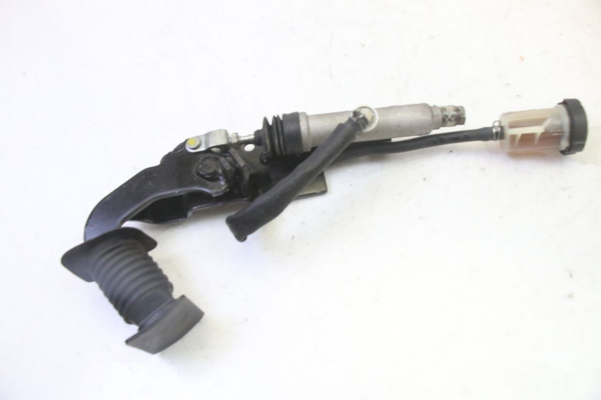 photo de PEDALE DEL FRENO PIAGGIO MP3 LT 300 (2010 - 2016)