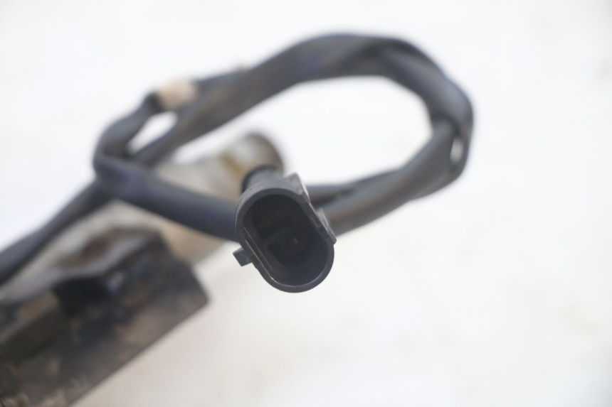 photo de PEDALE DEL FRENO PIAGGIO MP3 RL 250 (2007 - 2010) - Altra angolazione