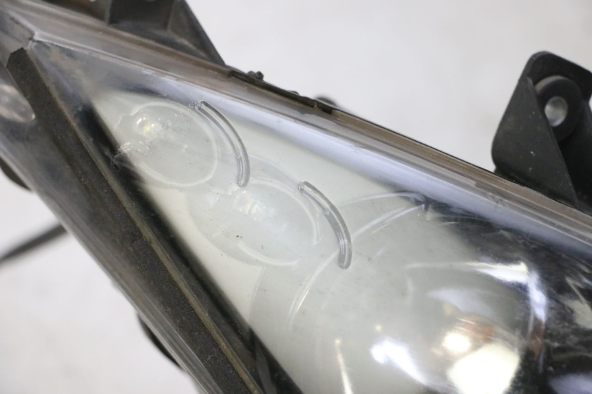 photo de FARO ANTERIORE QUADRO 4 4D 350 (2015 - 2018)