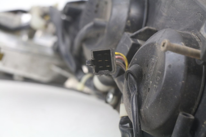 photo de FANALE ANTERIORE PIAGGIO BEVERLY 125 (1998 - 2005)