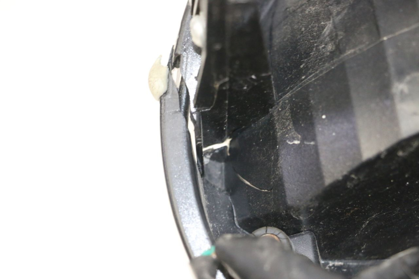 photo de FARO ANTERIORE MAG POWER BOMBERS 4T 50 (2016 - 2026) - Dettagli dei punti di fissaggio