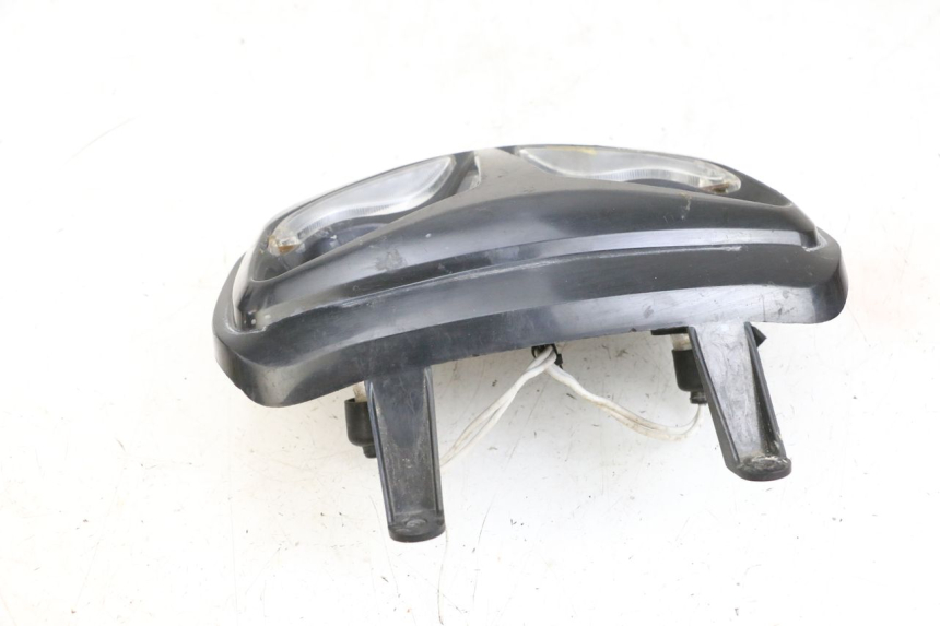 photo de FANALE ANTERIORE MBK BOOSTER SPIRIT 50 (2004 - 2017) - Caratteristiche distintive