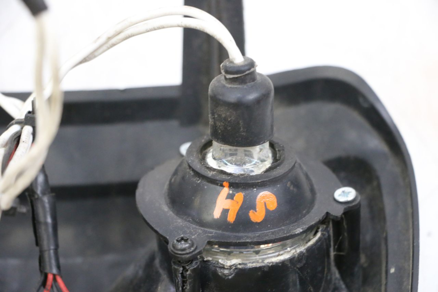 photo de FANALE ANTERIORE MBK BOOSTER SPIRIT 50 (2004 - 2017) - Stato della superficie e materiale