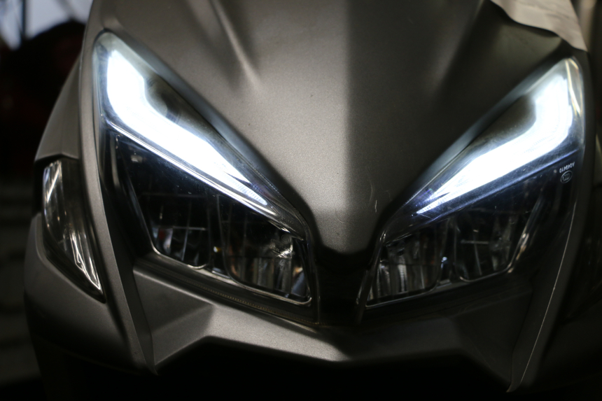 photo de FARO ANTERIORE MOTRON BREEZY 4T 50 (2021 - 2025)