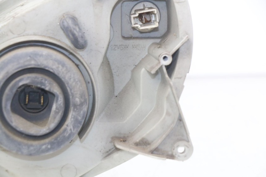 photo de FANALE ANTERIORE SUZUKI BURGMAN 125 (2007 - 2014)