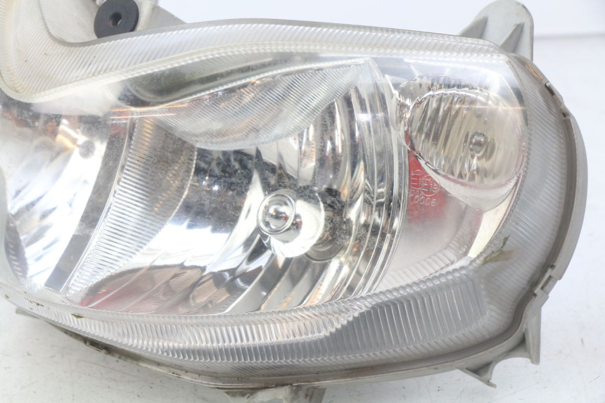 photo de FANALE ANTERIORE SUZUKI BURGMAN 125 (2007 - 2014)