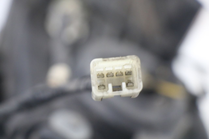 photo de FARO ANTERIORE SUZUKI BURGMAN 125 (2015 - 2017)