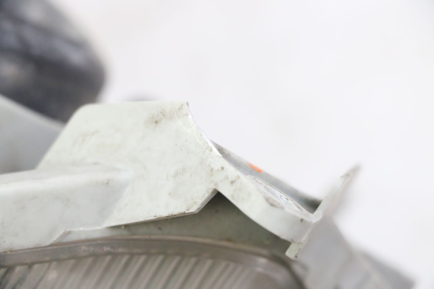 photo de FANALE ANTERIORE SUZUKI BURGMAN 125 (2007 - 2014)
