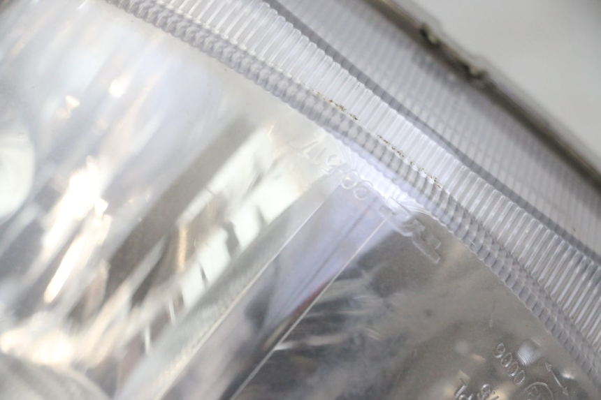photo de FANALE ANTERIORE SUZUKI BURGMAN 125 (2007 - 2014)