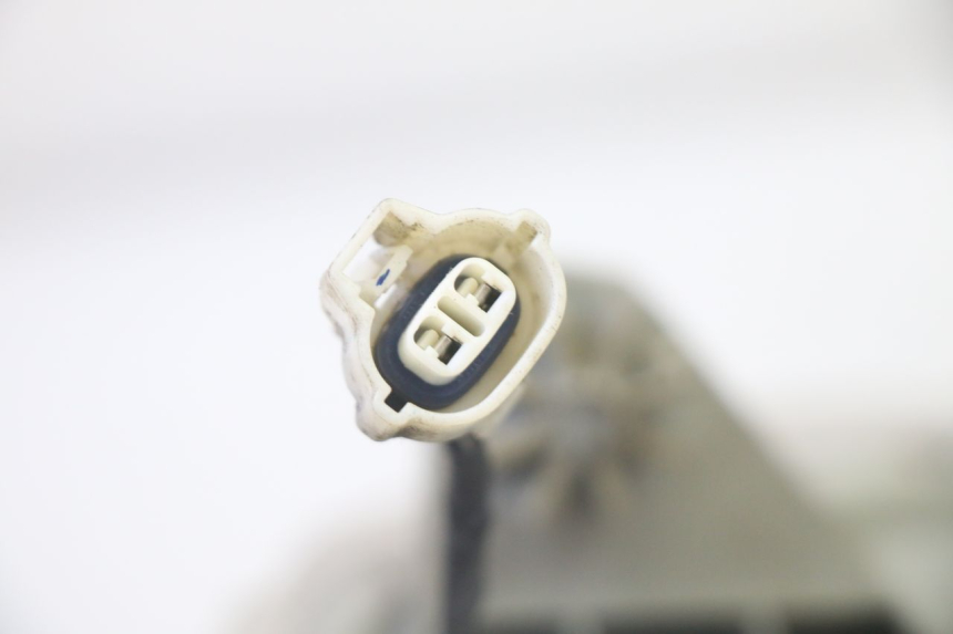 photo de FANALE ANTERIORE SUZUKI BURGMAN 125 (2007 - 2014)