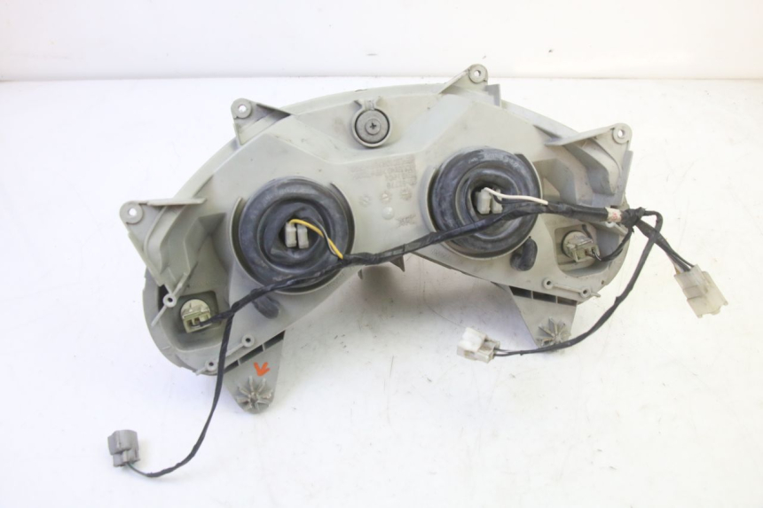 photo de FANALE ANTERIORE SUZUKI BURGMAN 125 (2007 - 2014)