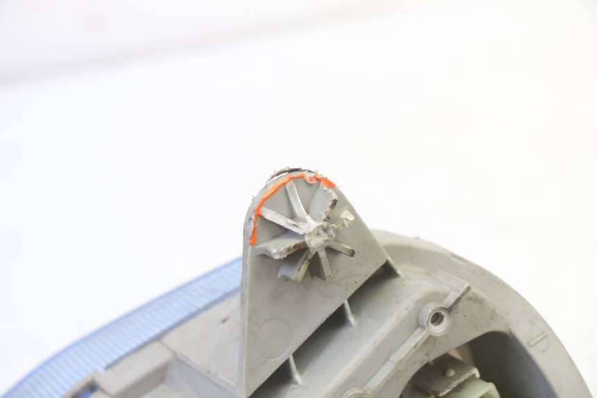 photo de FANALE ANTERIORE SUZUKI BURGMAN 125 (2007 - 2014)