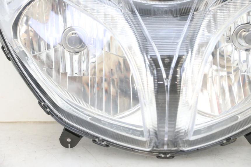 photo de FARO ANTERIORE SUZUKI BURGMAN 650 (2013 - 2020)