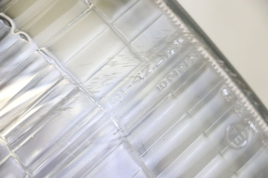 photo de FARO ANTERIORE HONDA CBR F SC25 1000 (1989 - 1992)